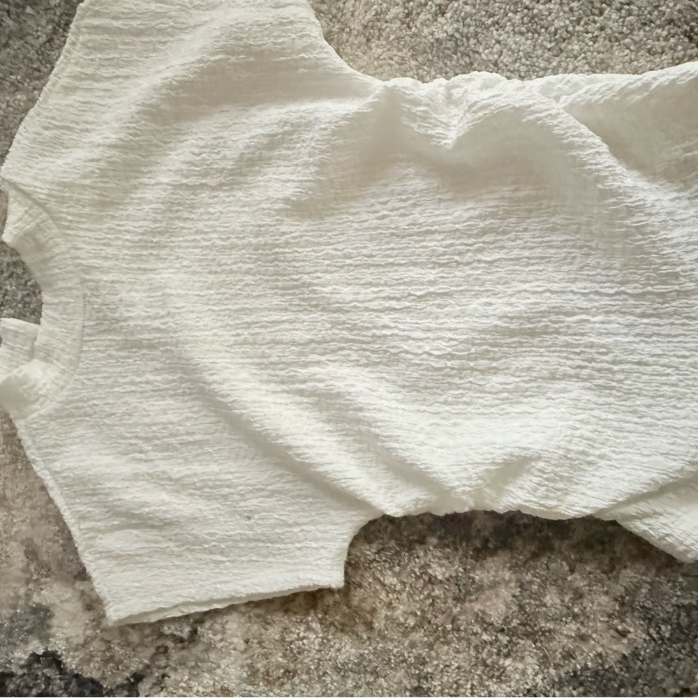 Elegant White Textured Women's Top